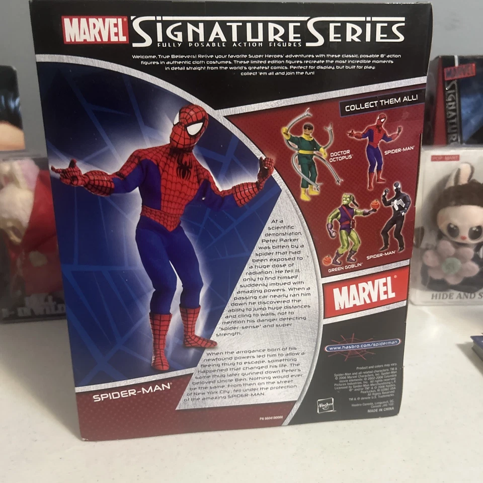 Figura Posable Marvel Spider-Man Origin Signature Series 9" - Elige tu figura Foto 2 de 2