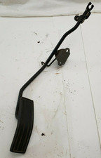 1983-1986 Nissan 720 Diesel Pickup 83-86 Oem Accelerator Pedal Pad Assembly