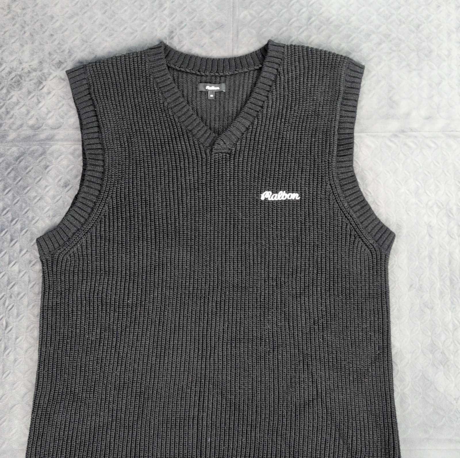 Malbon Golf Sweater Vest Knit Sleeveless Black Embroidered V Neck Men Medium - product detail image 2