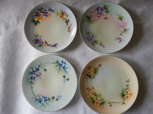RARE 12 Unique J&C Bavaria 6 3/4" Porcelain Plates-Hand Painted-Artist Signed - Picture 2 of 8