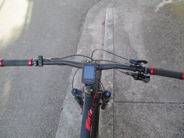 Foto 5 di 6