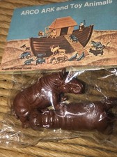 Vintage 1960  s Arco Noah's Ark Animals       New in Package- Pristine