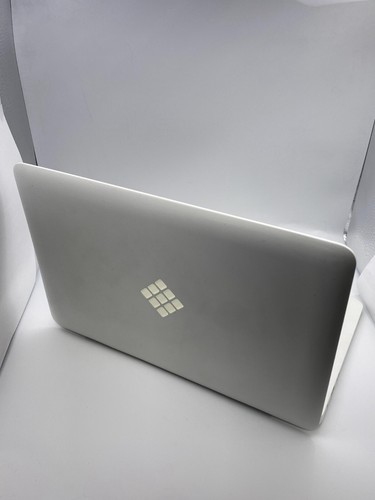 PC PORTABLE POLAROID MPC1045 SSD 32 Go ECRAN 10,6" SLIM INTEL INSIDE Windows 10 - Photo 6/12