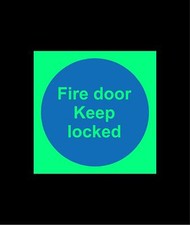  Fire door keep locked safety sign - Photoluminescent