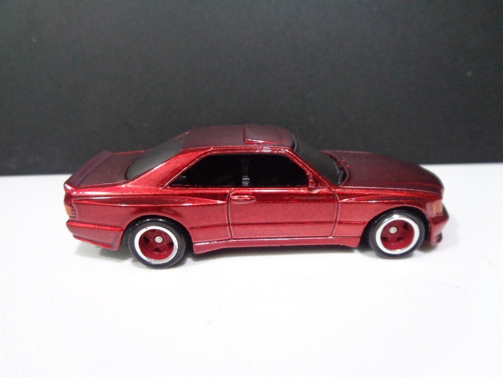 Hot Wheels 2024 Super Treasure Hunt 1989 Mercedes Benz 560 SEC AMG 