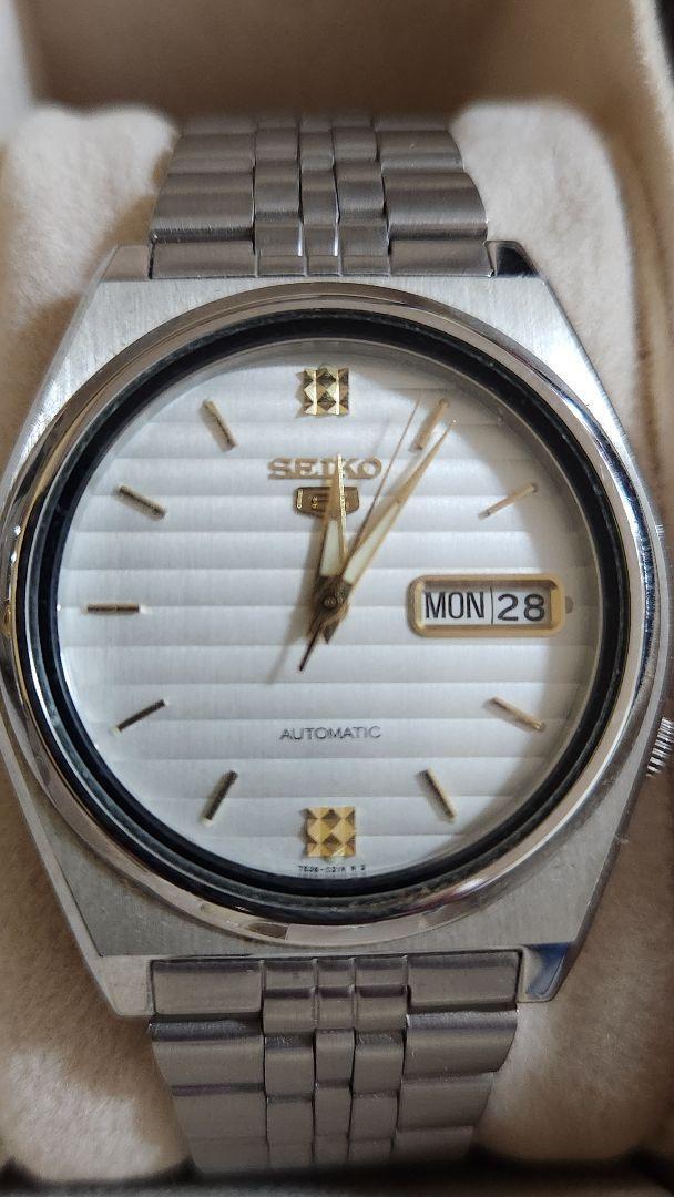 Seiko Seiko 7S26-8760 Day Date Stainless Steel Automatic Mens Watch  Authentic