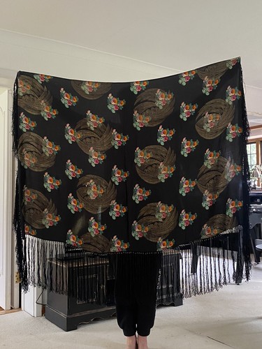Vintage 1920s Black Gold Lamé Piano Shawl Scarf Floral Silk With Fringe Tassels - Picture 8 of 8