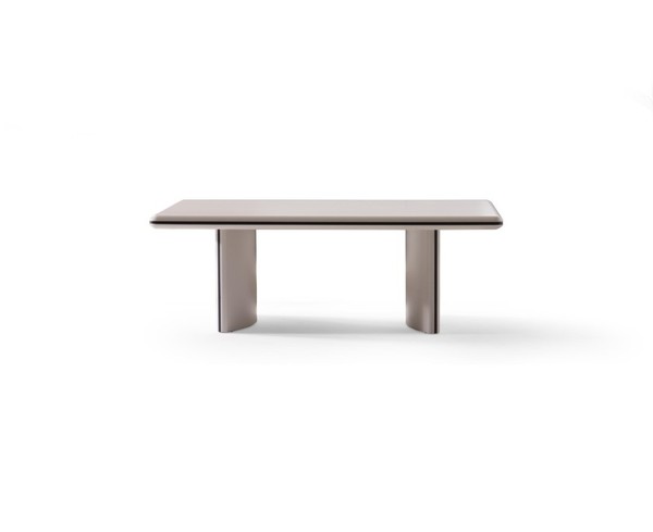 Beiger Holz Couchtisch Im Modernen Design-image