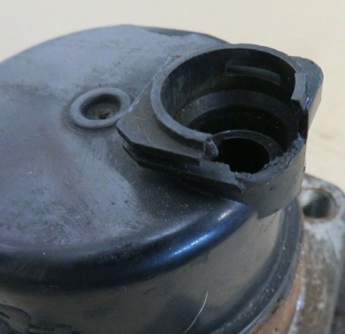 ASTON MARTIN VANQUISH FRONT HUB AND WHEEL BEARING 1R12-232248-AC - DAMAGED - Picture 4 of 7