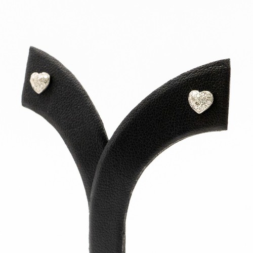 0.26ct G Colour Round Diamond Stud 18k White Gold Heart Shape Earrings - Picture 2 of 10