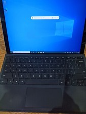 Microsoft Surface Pro 4 1724 i5-6300U 2.4GHz  8GB RAM  256GB/WIN10 Pro  READ