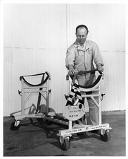 Flying Tiger Cargo Airline 1961 Press Photo Canadair CL-44 Tail Pipe Dolly P175b