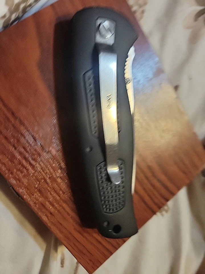 Navaja de bolsillo American Bald Eagle en vitrina de madera inoxidable 440 Foto 3 de 4