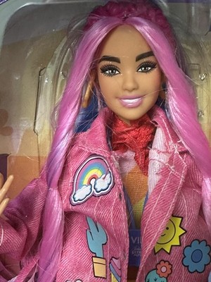 Barbie Extra Mattel HPB15 OVP 