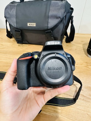 Nikon D3500 DSLR Camera Kit 18-55mm VR Lens + 70-300mm 50 Clicks & More! - Picture 2 of 24