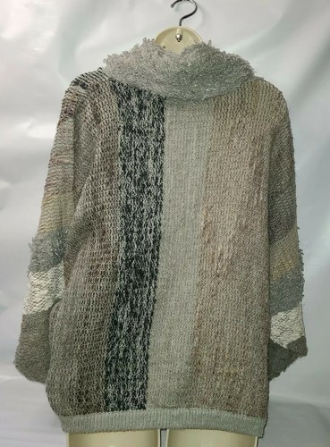 Answers by Riddles Vintage 80s Batwing Ugly Sweater Sz Small - Picture 3 of 10