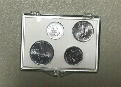 1952 Ciudad del Vaticano Juego de 4 monedas NUEVO UNC POPE PIUS XII 1,2,5,10 LIRAS Soporte de plástico - Imagen 2 de 2