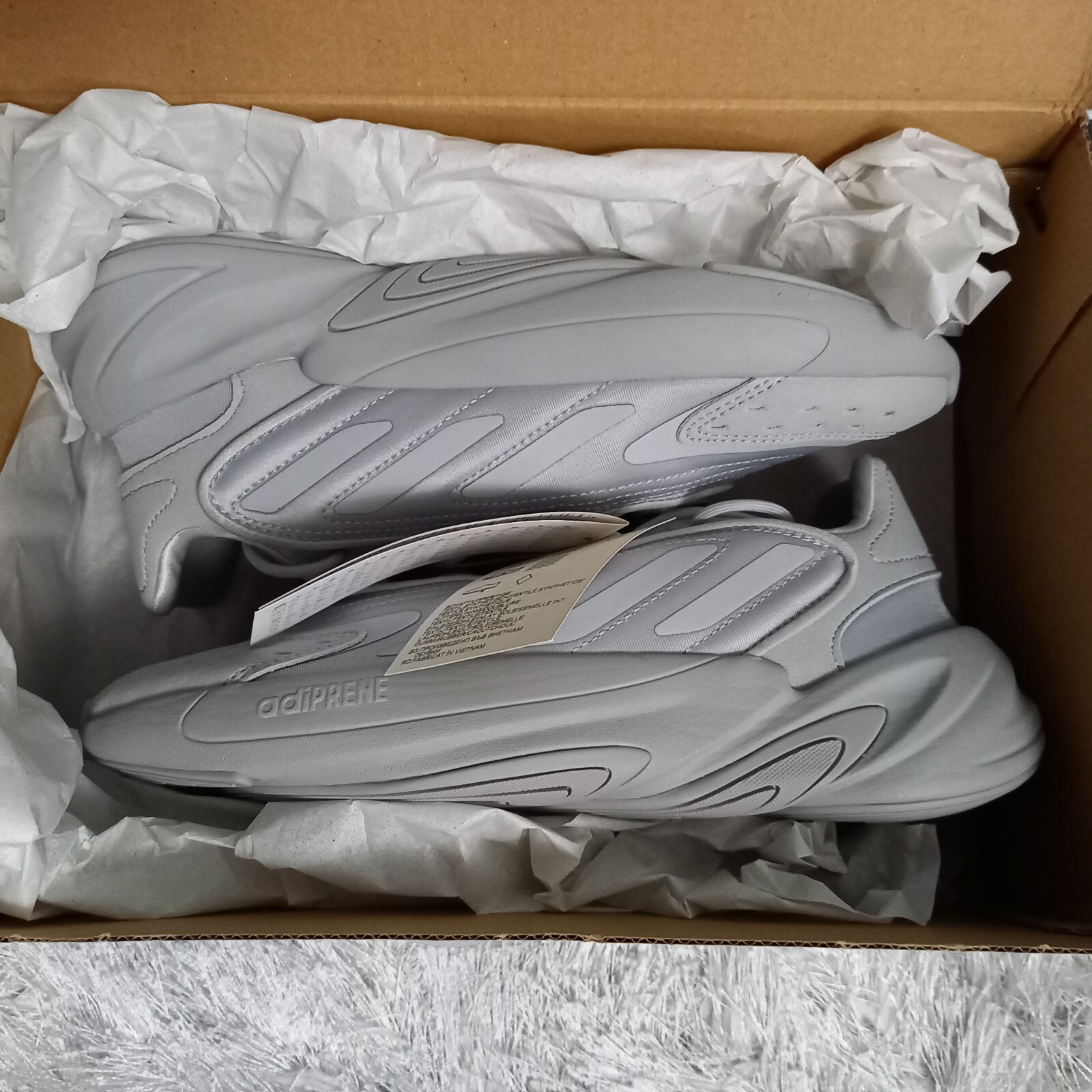 adidas Originals Ozelia Junior Grey/White Trainers, Size UK 5 / EU 38 / US 5.5 image 6