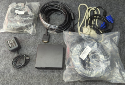4-Port VGA/SVGA Video Splitter with Signal Booster Tripp Lite 350MHz W/ Cables