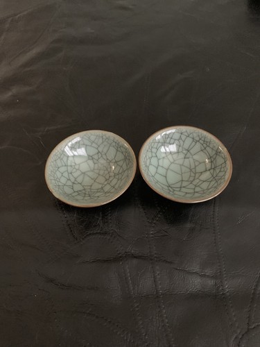 Chinese Crack pattern Porcelain kung Fu Tea Cups Green. 2pcs - Picture 3 of 6