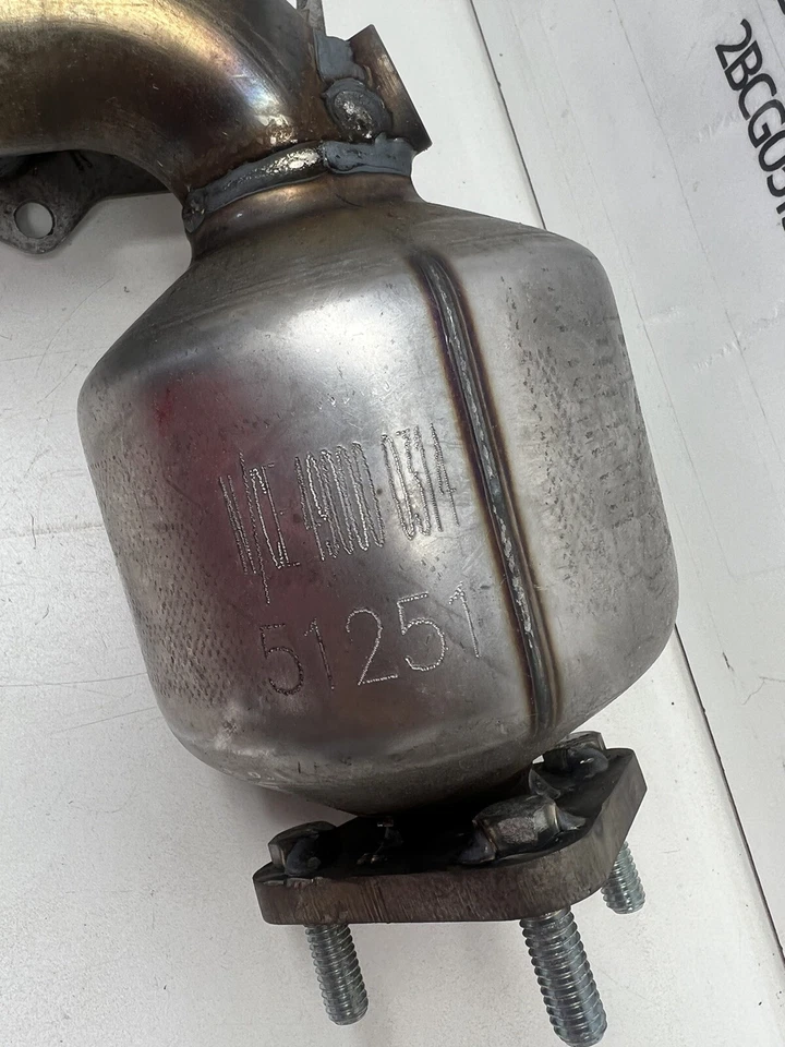 1996-02 MAZDA MILLENIA 2.3L MAGNAFLOW DIRECT-FIT FRONT CATALYTIC CONVERTER 51251 - Image 4 of 4