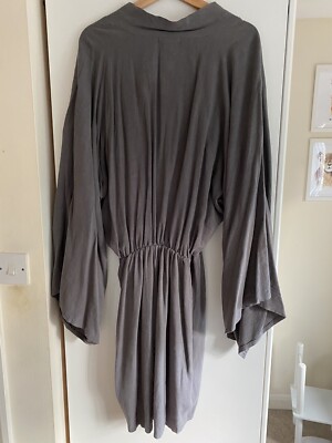 THE ODDER SIDE Dalia Grey Wide Kimono Sleeve Knee Length Oversized