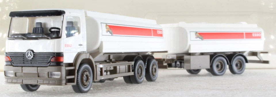 A.S.S WIKING 1:87 LKW MB Atego 2528 Tankfahrzeug mit Hänger Esso GK 779/2 OVP