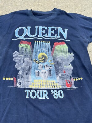 1980 VINTAGE 80s QUEEN CONCERT TOUR T-SHIRT SZ XS BUTTERY SOFT