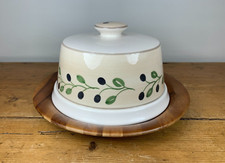 Cheese Dome / Covered Wooden Plate
