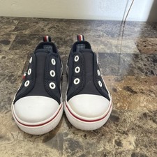 TOMMY HILFIGER SNEAKERS, TODDLER BOYS SHOES SIZE 5, COLOR NAVY BLUE.