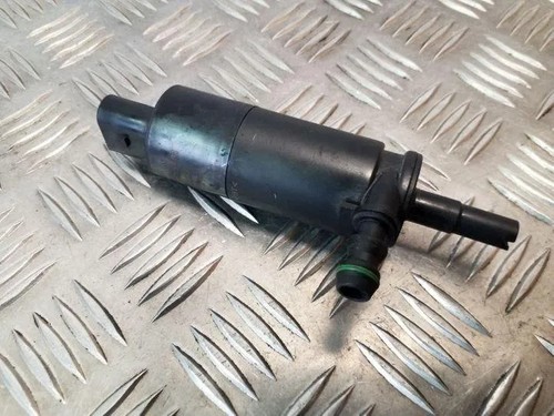 SKODA YETI 5L Scheinwerferwaschmotor 3B7955681 2.00 Diesel 125kw 2011 25130967