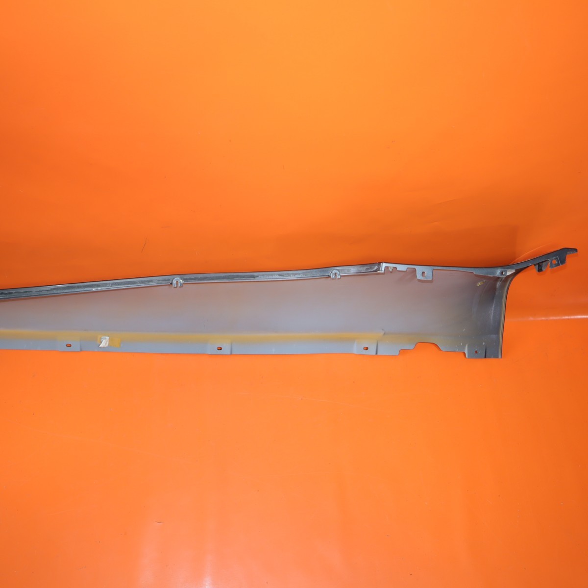 ASTON MARTIN VANTAGE ROCKER MOLDING RIGHT PASSENGER 2006 2007 2008 6G33-10608-AJ