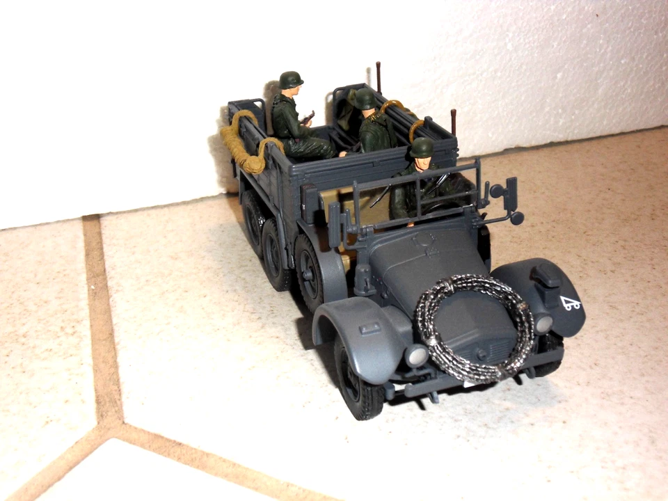 Forces of Valor 1/32 German Sd.Kfz.70 Krupp Protze , Ost Front 1941 - Bild 3 von 4