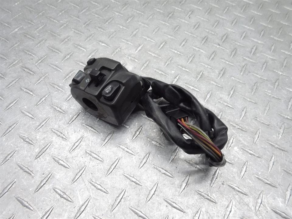 2006 06-07 Kawasaki ZX10R ZX1000 ZX10 ZX1000D Left Handlebar Switch Horn Signal - Image 2 of 4