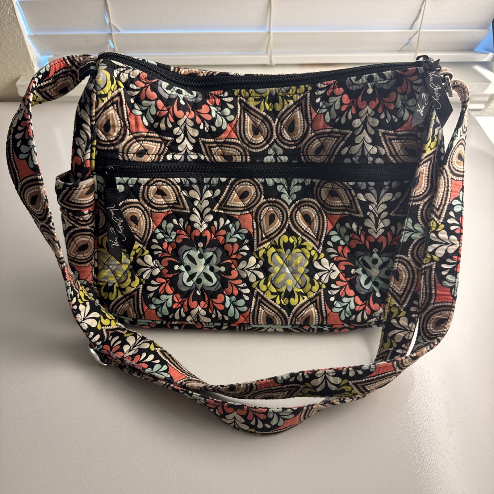 Vera Bradley On The Go Crossbody Bag Retired Sierra Pattern