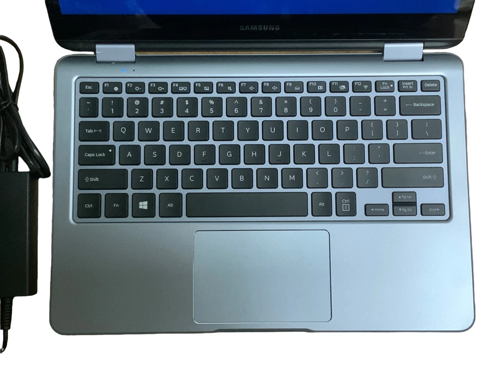 Portátil táctil Samsung 7 giros 13,3" Intel i5 8 GB RAM 256 GB SSD Win 10P Foto 3 de 4