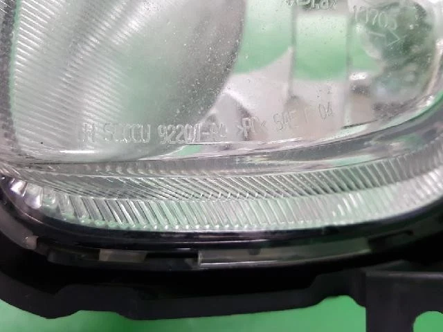 2014 KIA Rondo All New Carens Left Fog Light 92201A4000 - Image 4 of 4