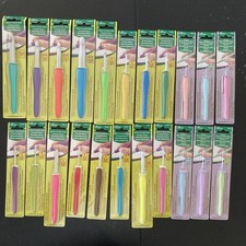 CLOVER AMOUR CROCHET HOOK SET LOT OF 22 Authentic New Ob2