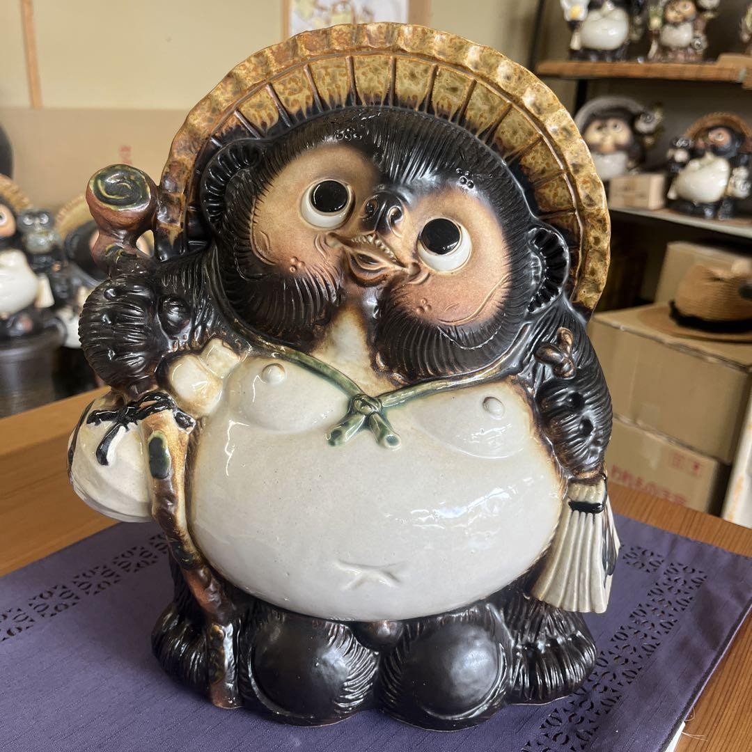 Japanese Pottery of Shigaraki Raccoon Ornament 27x19x31cm/10.62x7