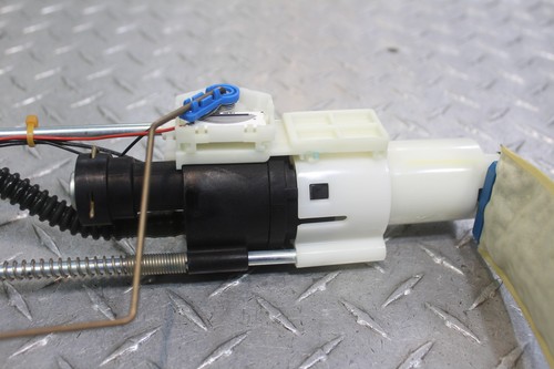 2012 POLARIS SPORTSMAN 850 TOURING HO EPS FUEL GAS PUMP - Picture 2 of 12