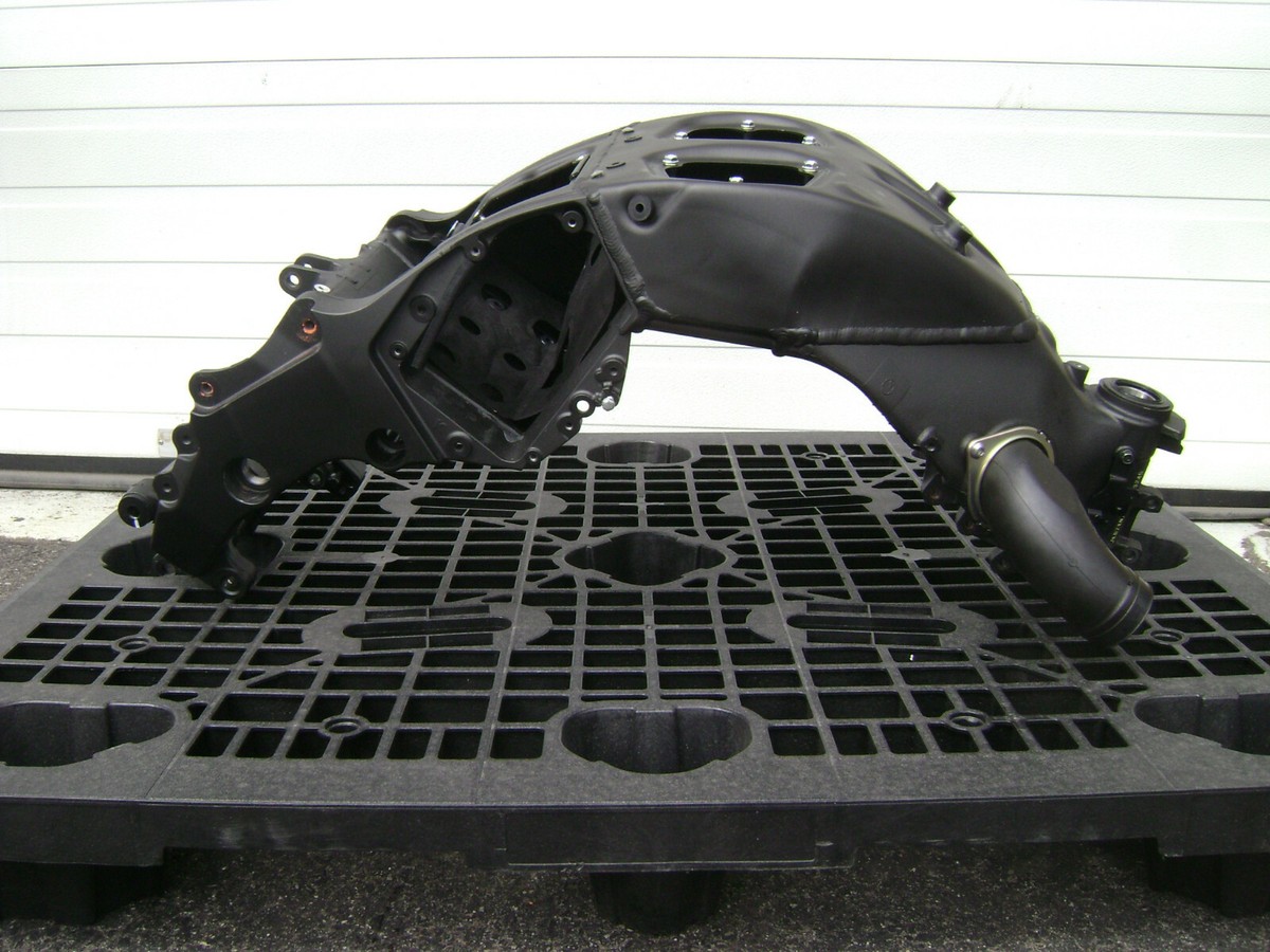 New Take Off 2021 ZX14R BLACK FRAME ZERO MILES MINT PARTING OUT 17
