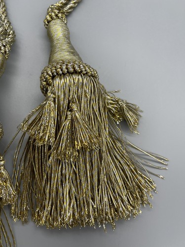 Lot 4 Vintage Silk Curtain Tassels Tie Backs Silver Gold Threads - Picture 4 of 6