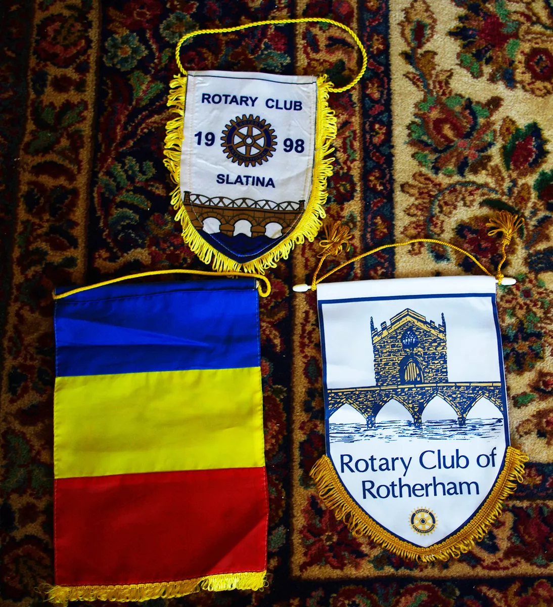 3 Rotary Club Banners / Bannerettes: Slatina Romania, Romanian Flag &  Rotherham