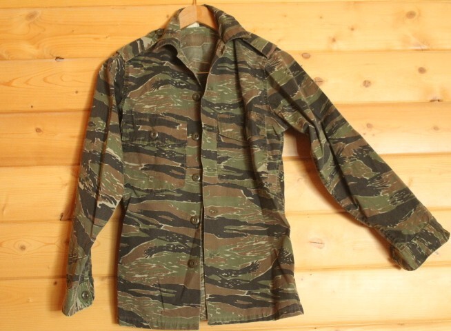 1970's Vietnam CAMO JACKET Coat TIGER STRIPE Camouflage SHIRT Size S SMALL