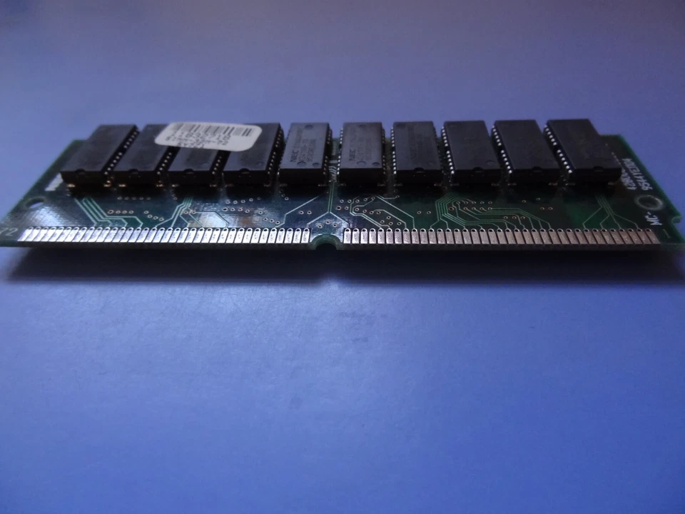 Módulo de memoria NEC MC-428000A36BJ-70 - Clásico NEC FastPage DRAM 70ns - Raro Foto 3 de 4