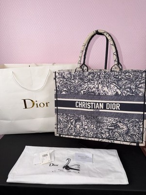 Damentasche Dior Book Tote Large Zodiac Constellation Canvas schwarz und ecru