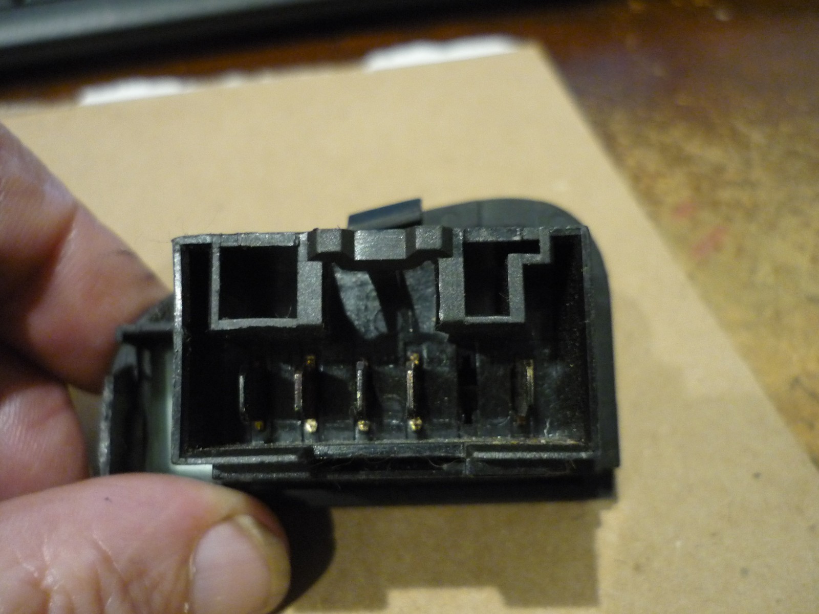 Ferrari 360 - RH Window Switch   - P/N 65520300