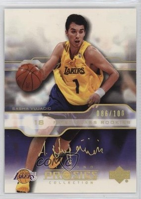 2004-05 Pro Sigs Diamond Collection Gold 86/100 Sasha Vujacic #117 Rookie RC 7v7