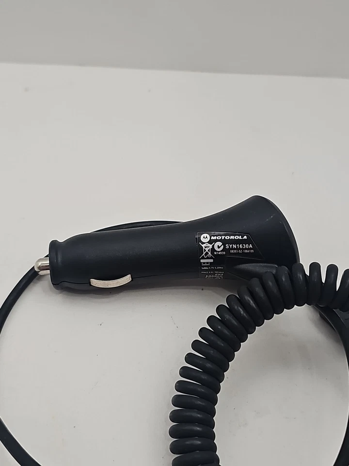 CARGADOR DE COCHE MOTOROLA Negro SYN1630A BOBINA CON CABLE Usado SYN1630A  Foto 2 de 3