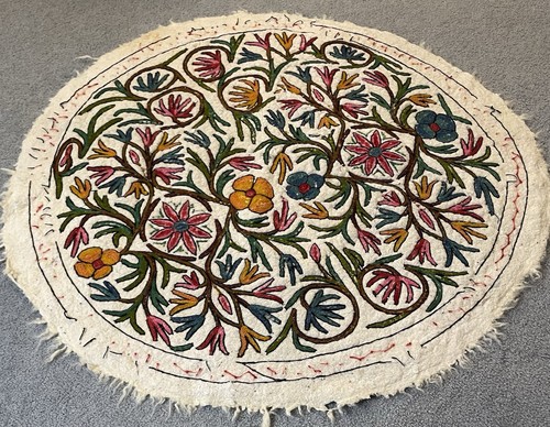 Hand Embroidered Wool Area Rug Floral Felt Round 45x45” Multicolor Classic India